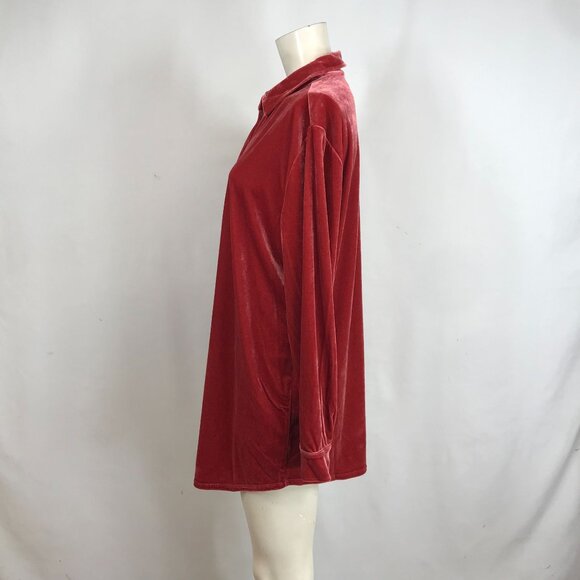 SOFT SURROUNDINGS - WOMENS LARGE - RED VELOUR LONG SLEEVE BUTTON UP COLLARED TOP - Picture 6 of 13